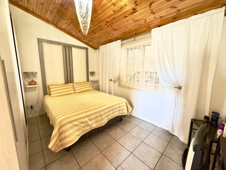 2 Bedroom Property for Sale in Steenberg Western Cape
